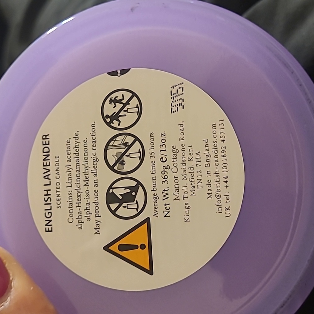 English Lavender Luxury Fragranced Candle - 13oz - Picture 3 of 3